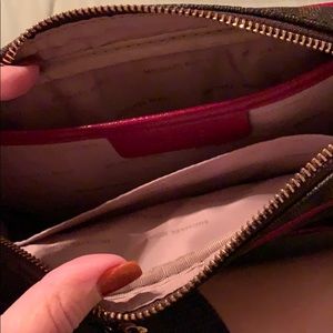 Michael Kors Bags - Michael Kors cross body Michael Kors Bags - Michael Kors cross body